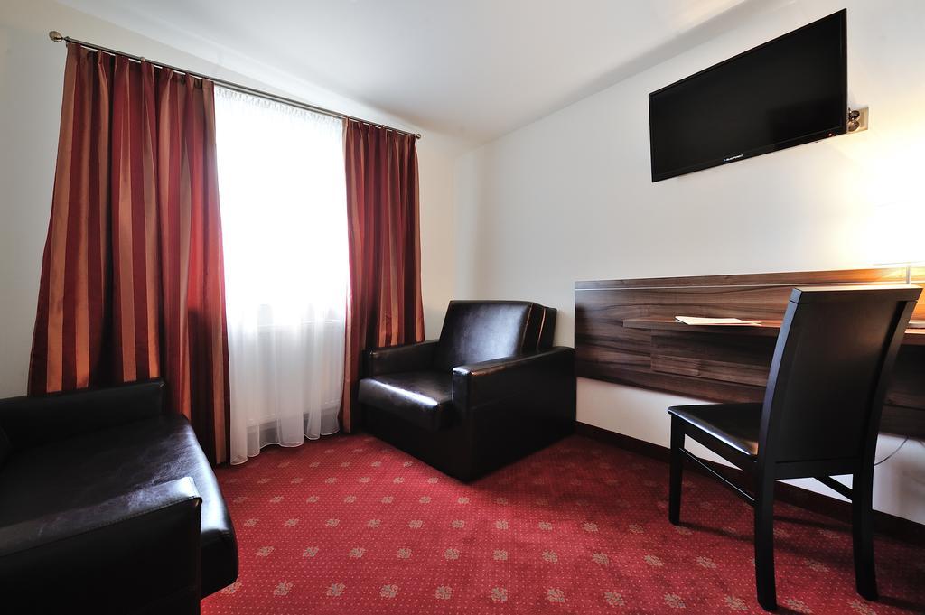 Hotel Centrum Sosnowiec Phòng bức ảnh