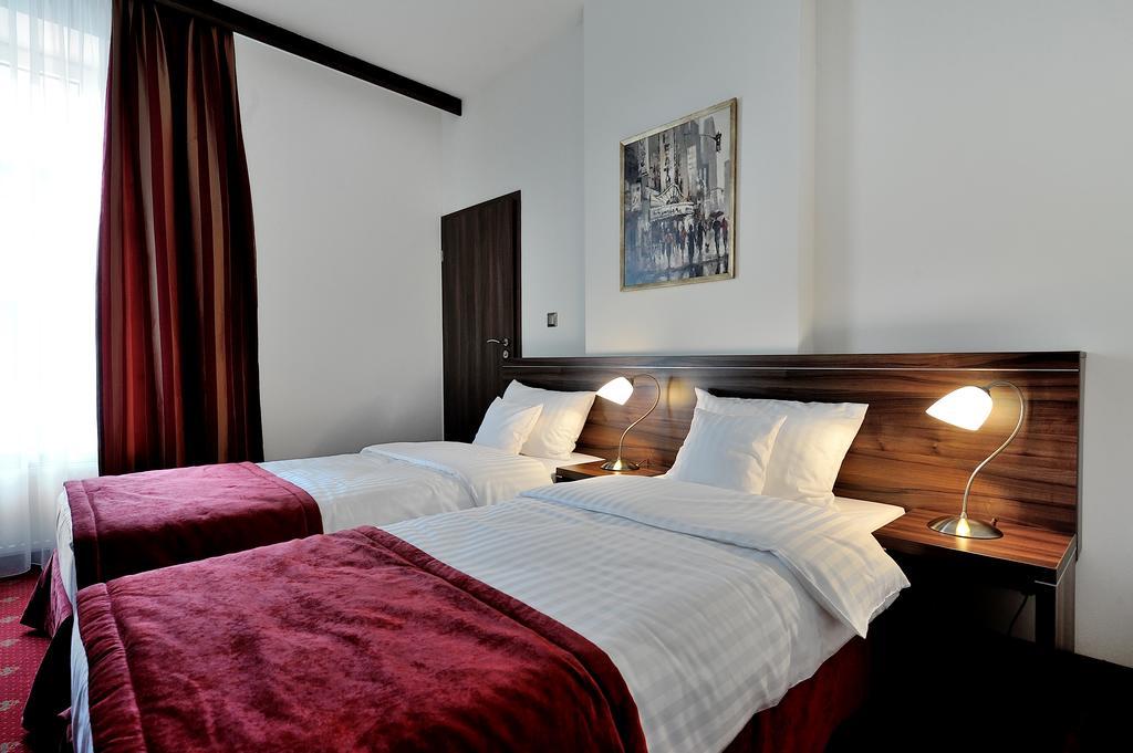 Hotel Centrum Sosnowiec Phòng bức ảnh