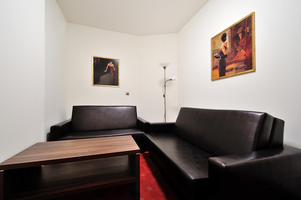 Hotel Centrum Sosnowiec Phòng bức ảnh