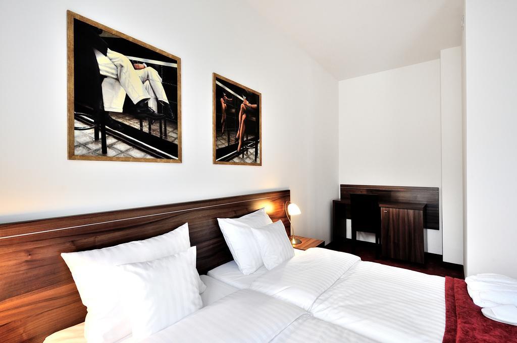 Hotel Centrum Sosnowiec Phòng bức ảnh