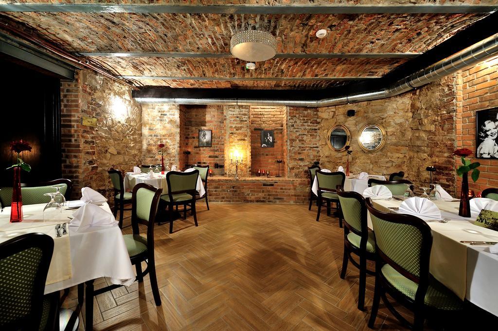 Hotel Centrum Sosnowiec Ngoại thất bức ảnh