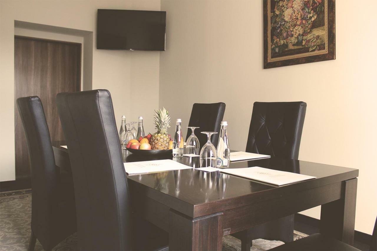 Hotel Centrum Sosnowiec Ngoại thất bức ảnh